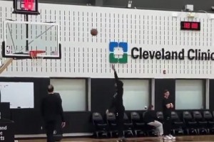 阿伦已经连续缺阵8场！看下近期他的康复训练